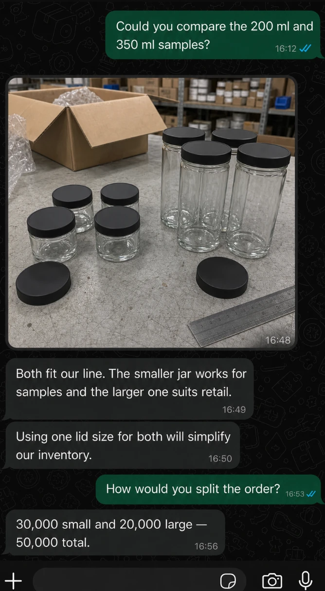 WhatsApp conversation comparing 200 ml and 350 ml jar samples with black lids, agreeing on a shared lid size and a 50,000-piece split order.